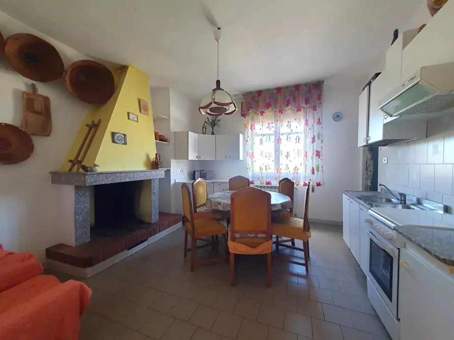 Immagine 21 di Appartamento in vendita  a Senorbì