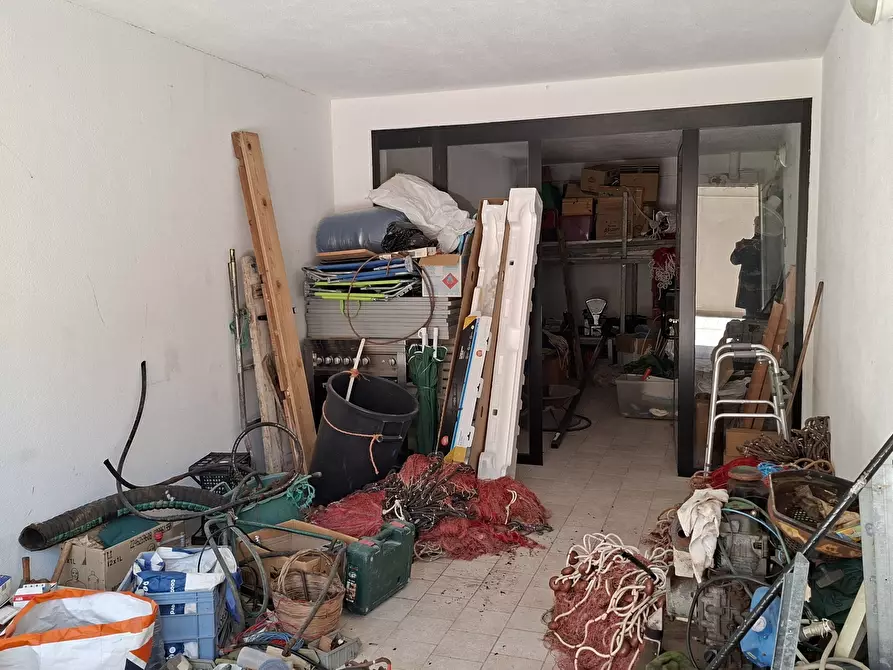 Immagine 6 di Garage in vendita  a Quartucciu