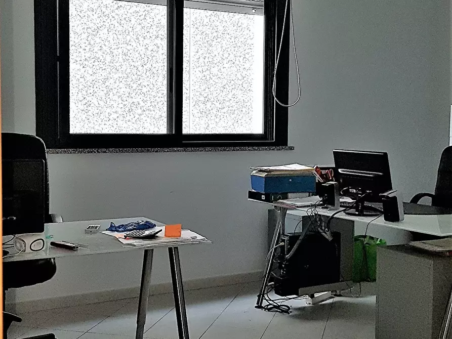 Immagine 22 di Ufficio in affitto  a Quartucciu