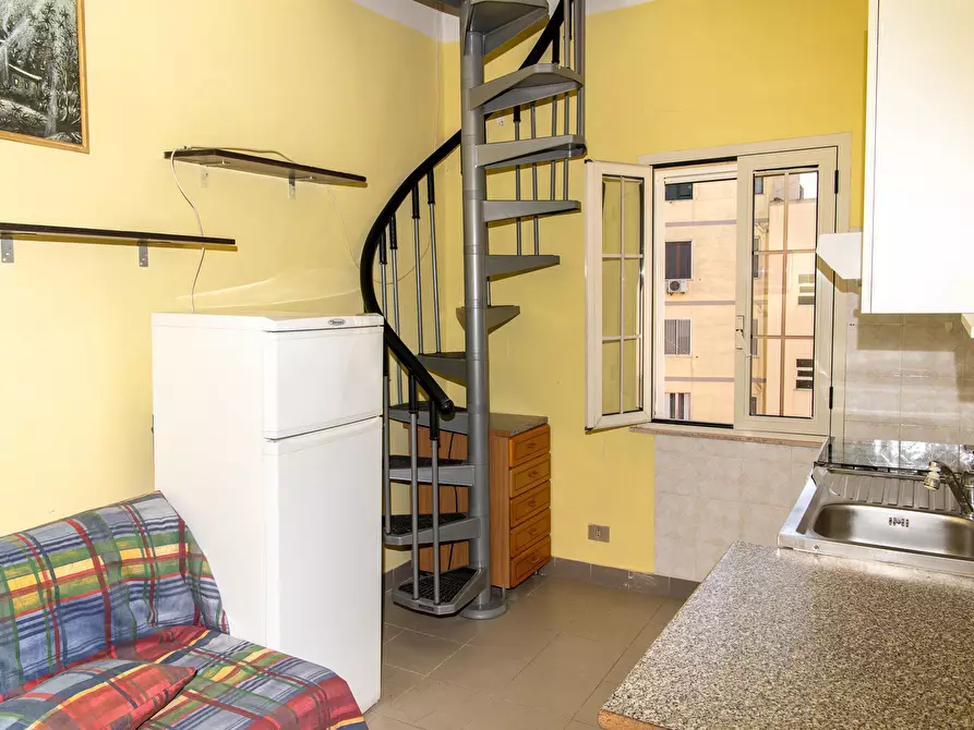 Immagine 4 di Bilocale in vendita  a Cagliari