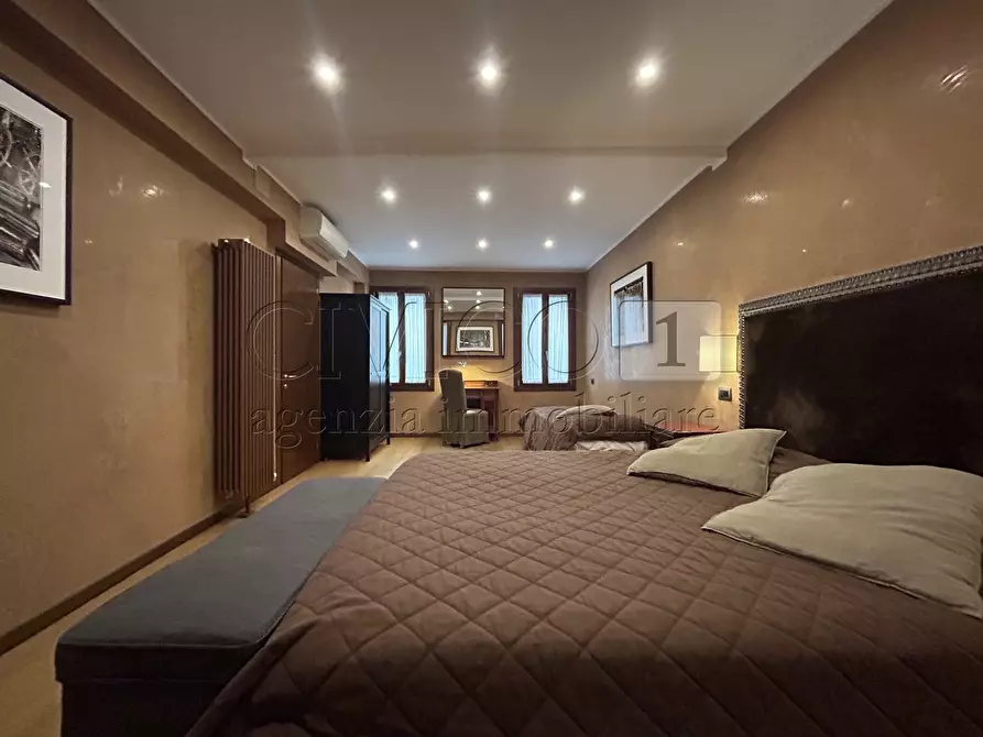 Immagine 8 di Appartamento in affitto  in San Marco a Venezia