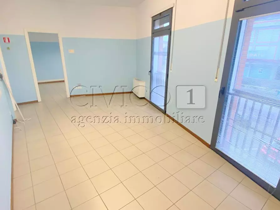 Immagine 11 di Ufficio in affitto  in Via Italia Unita 1 a Torri Di Quartesolo