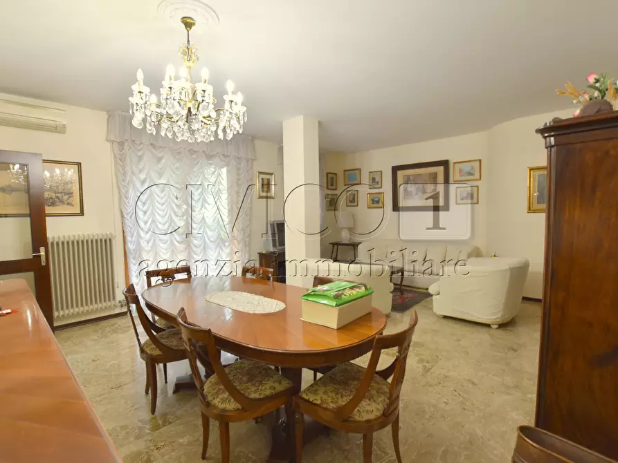 Immagine 8 di Appartamento in vendita  in Via Amba Aradam a Venezia