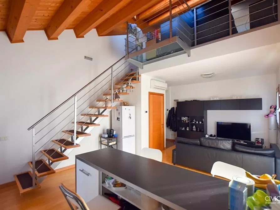 Immagine 6 di Loft/Open space in affitto  in Via Sicilia a Rubano