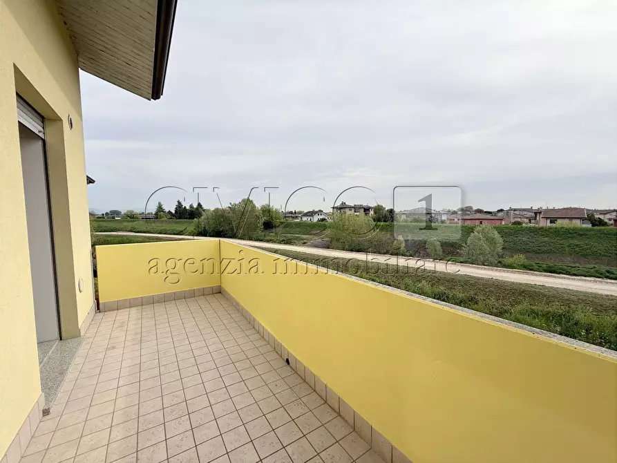 Immagine 24 di Appartamento in vendita  in Via dei Bersaglieri 72 a Torri Di Quartesolo