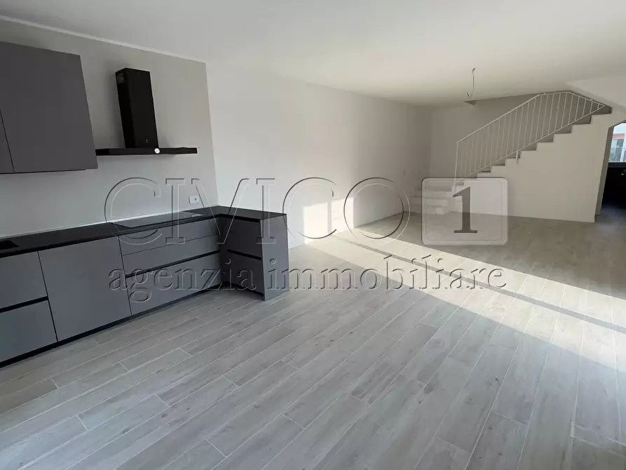 Immagine 4 di Porzione di casa in vendita  in Via Alessandro Volta a Curtarolo