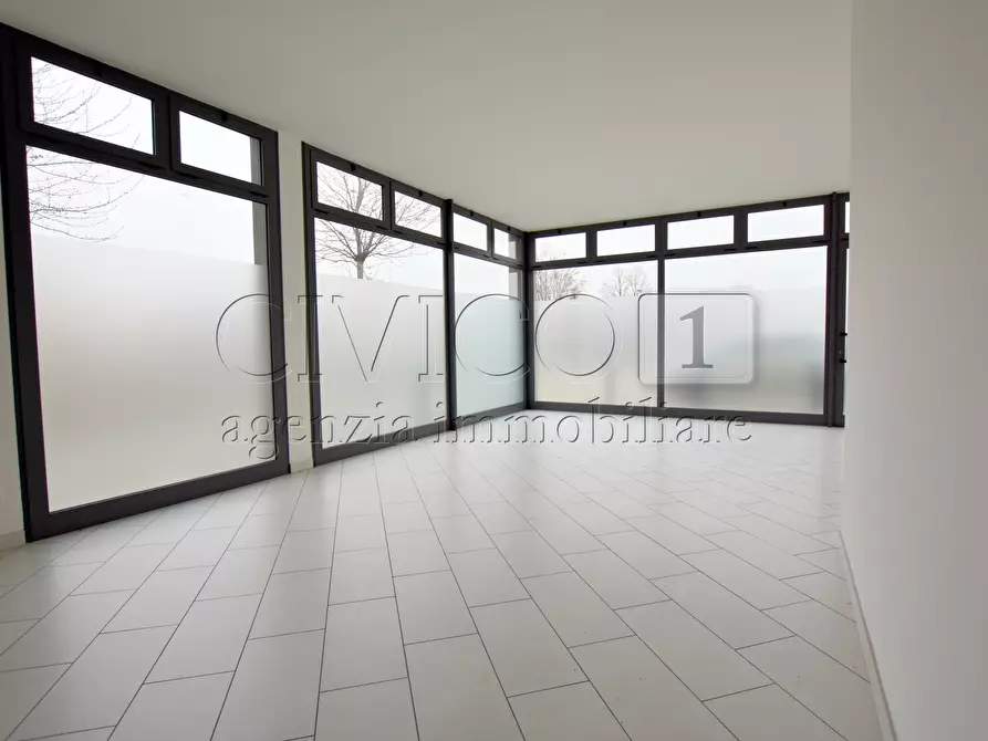 Immagine 2 di Locale commerciale in affitto  in Via Buccia a Limena