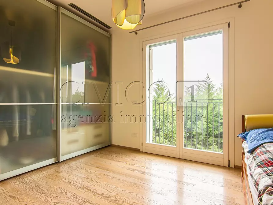 Immagine 29 di Casa bifamiliare in vendita  a Vicenza