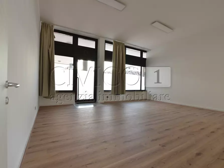 Immagine 7 di Locale commerciale in affitto  in Via Roma 110 a Vigodarzere