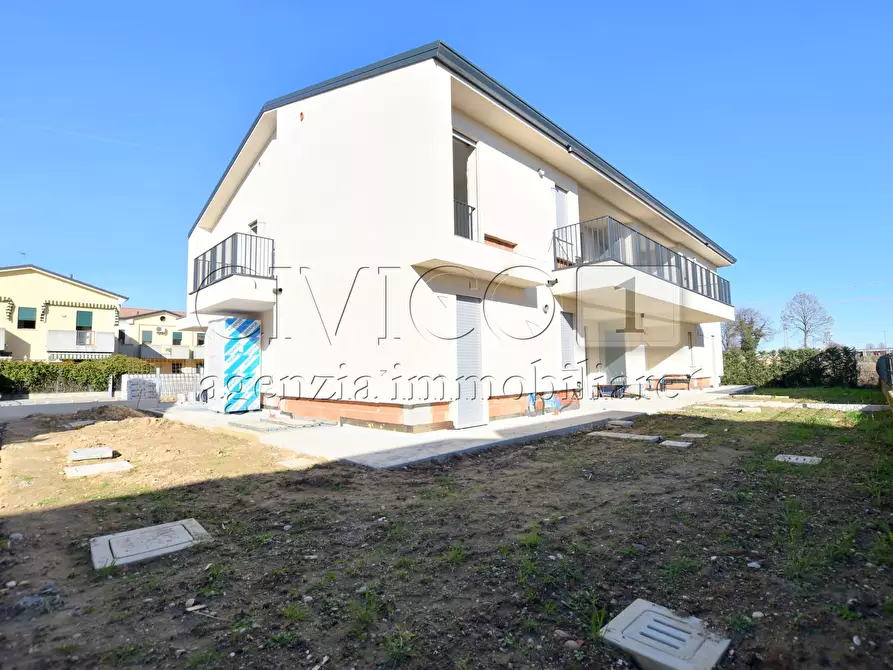 Immagine 1 di Casa bifamiliare in vendita  in Via Andrea Palladio a Cittadella