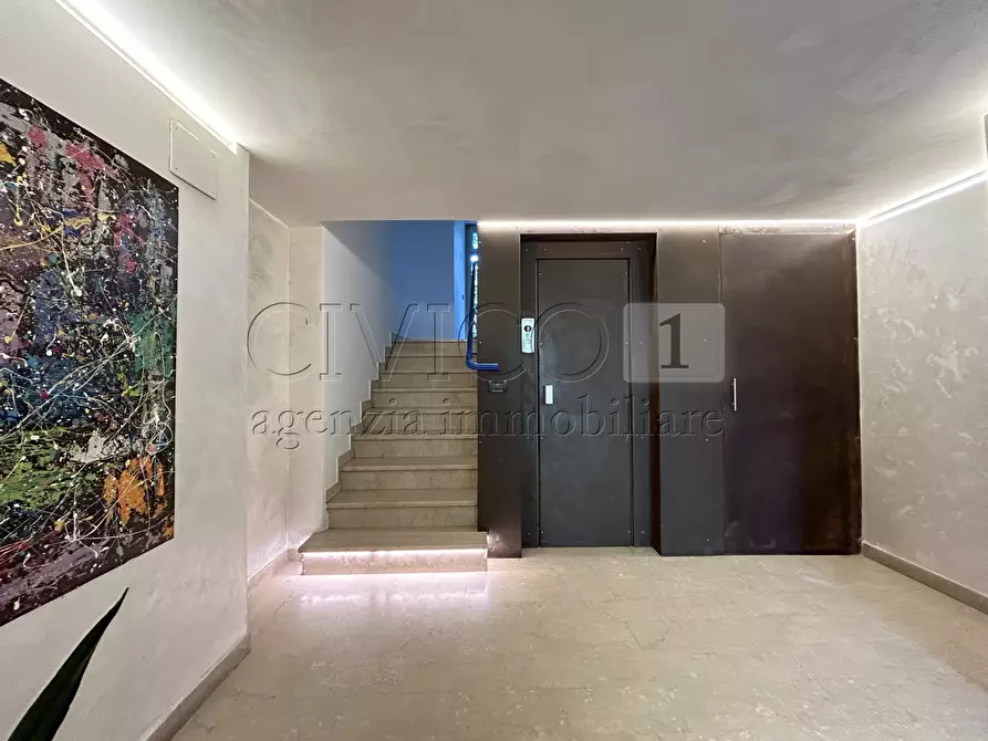 Immagine 15 di Appartamento in vendita  in Via Amba Aradam a Venezia