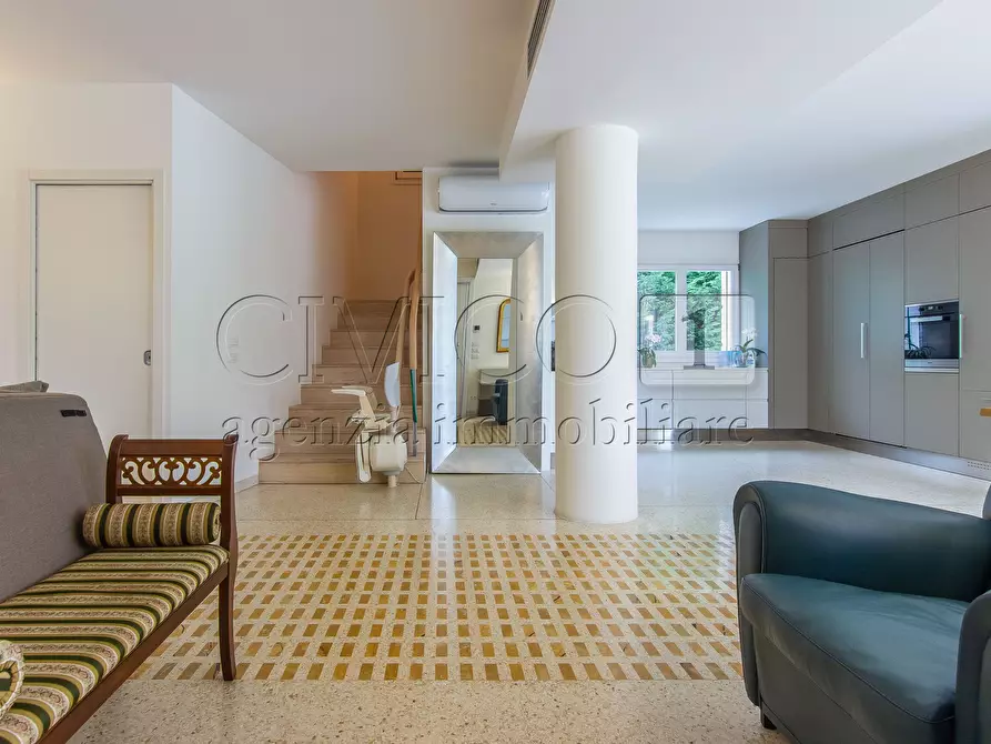 Immagine 12 di Casa bifamiliare in vendita  a Vicenza