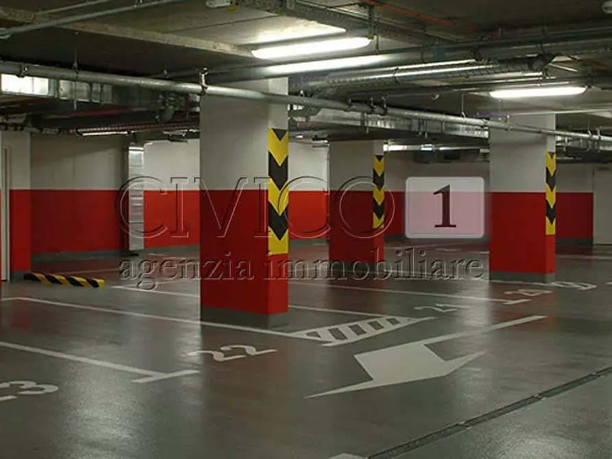 Immagine 8 di Garage in affitto  in Via Roma a Campodoro