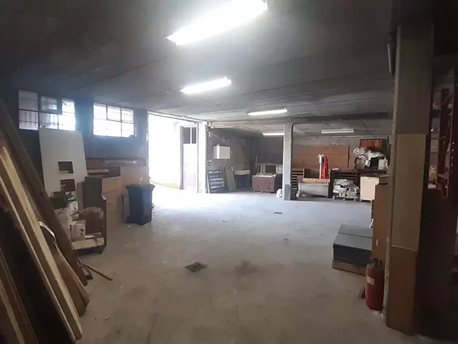 Immagine 2 di Capannone industriale in affitto  in Via A. Sciesa a Cardano Al Campo
