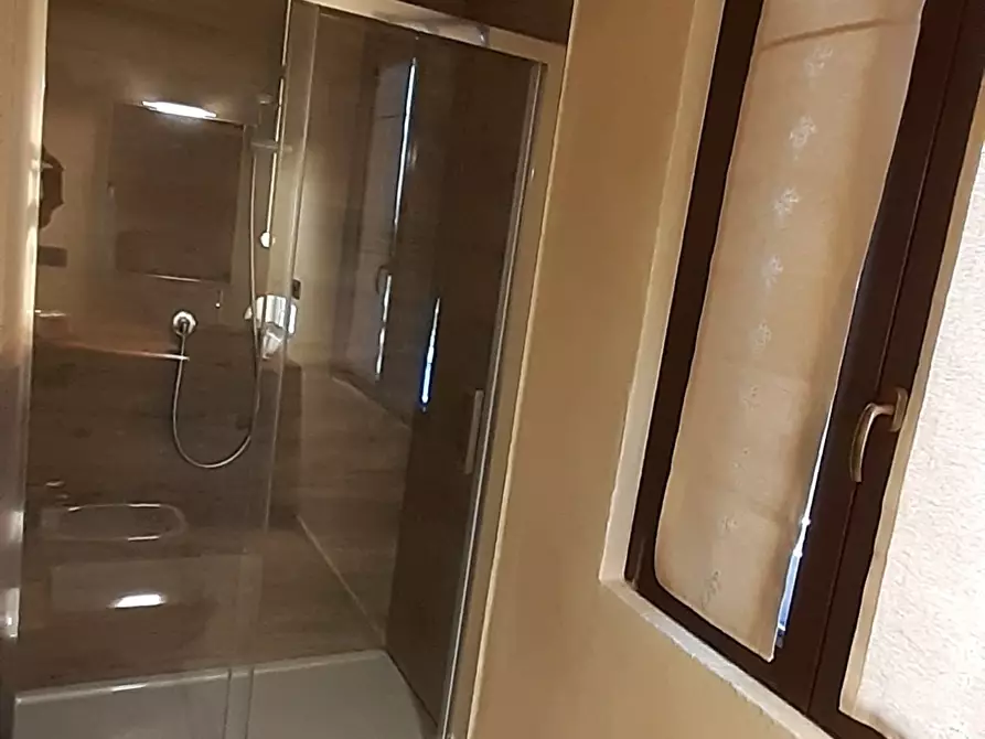 Immagine 5 di Bilocale in affitto  in piazza Unità d'Italia 10 a Varano Borghi