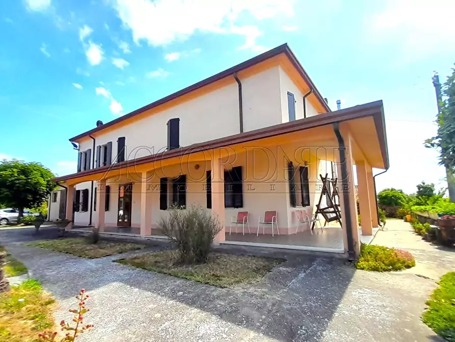 Immagine 1 di Rustico / casale in vendita  in Via Croce 796 a Salara