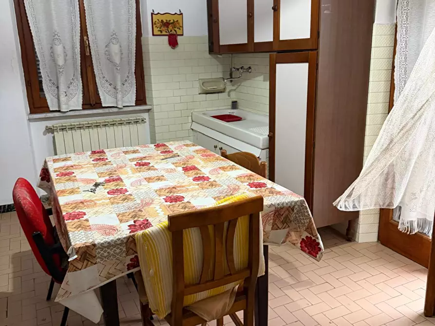 Immagine 1 di Casa semindipendente in vendita  in Via Salicello 170 a Castelnuovo Magra