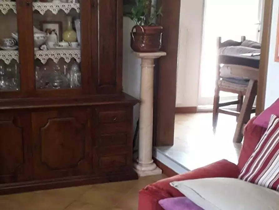 Immagine 3 di Casa semindipendente in vendita  in Via Magliola a Carrara
