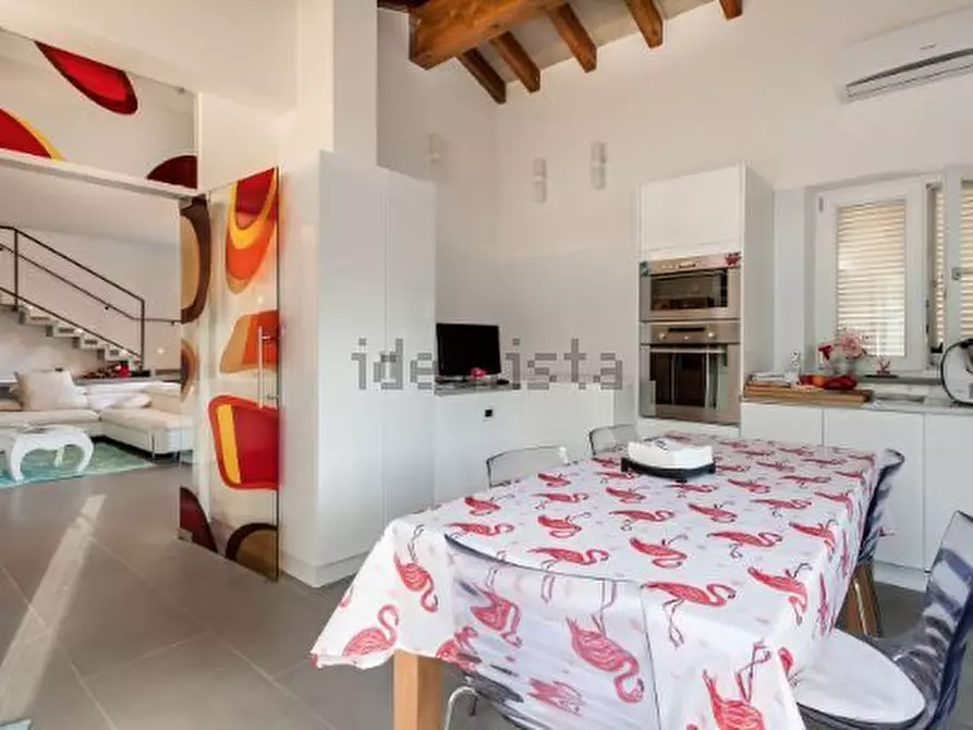 Immagine 92 di Casa semindipendente in vendita  a Castelnuovo Magra