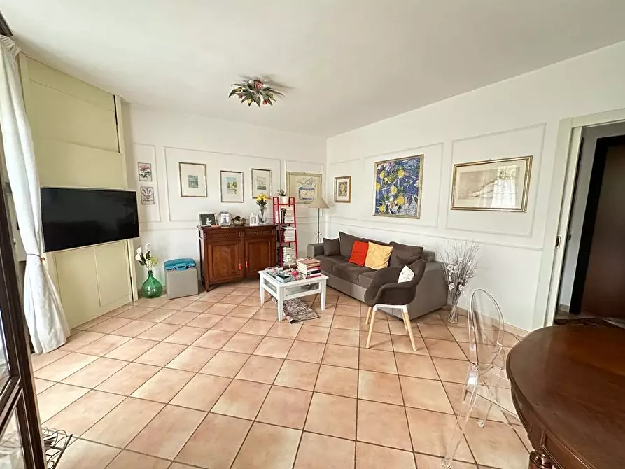 Immagine 2 di Casa semindipendente in vendita  in Via XXV Aprile a Ameglia