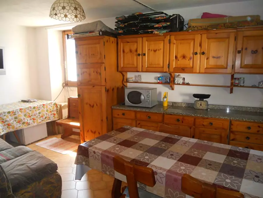 Immagine 1 di Terratetto in vendita  a Ortonovo