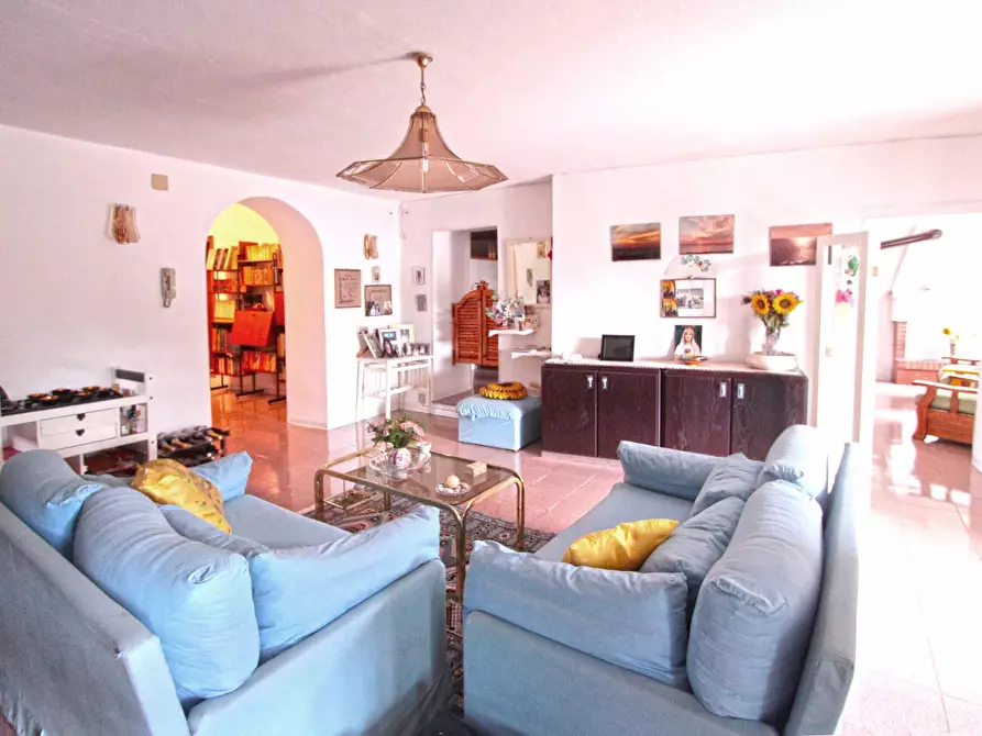 Immagine 5 di Terratetto in vendita  in Piazza Vegliante Torri 2 a Licciana Nardi