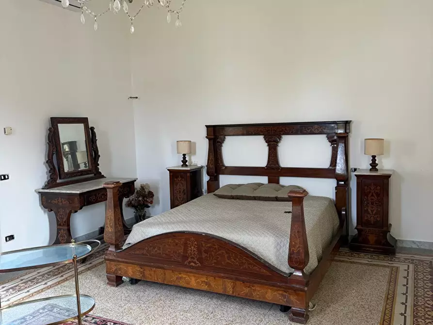 Immagine 23 di Villa in vendita  in Via Firenze 48 a Carrara