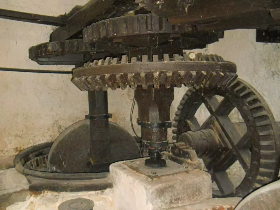 Immagine 7 di Rustico / casale in vendita  a Castelnuovo Magra