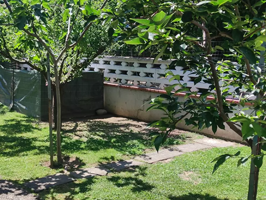 Immagine 12 di Casa semindipendente in vendita  in Via Dogana 23 a Ortonovo