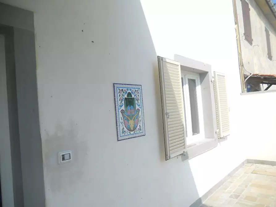 Immagine 38 di Casa semindipendente in vendita  a Castelnuovo Magra
