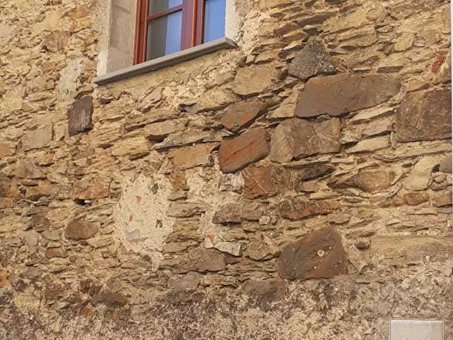 Immagine 33 di Terratetto in vendita  a Ortonovo