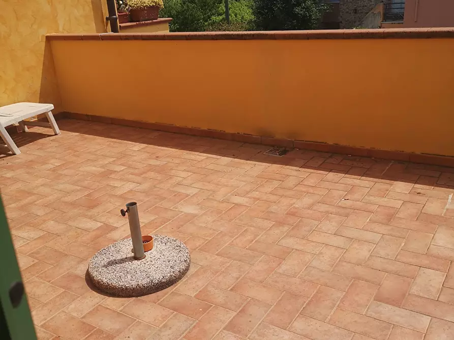 Immagine 2 di Casa semindipendente in vendita  in Piazza Marco Tosini a Castelnuovo Magra