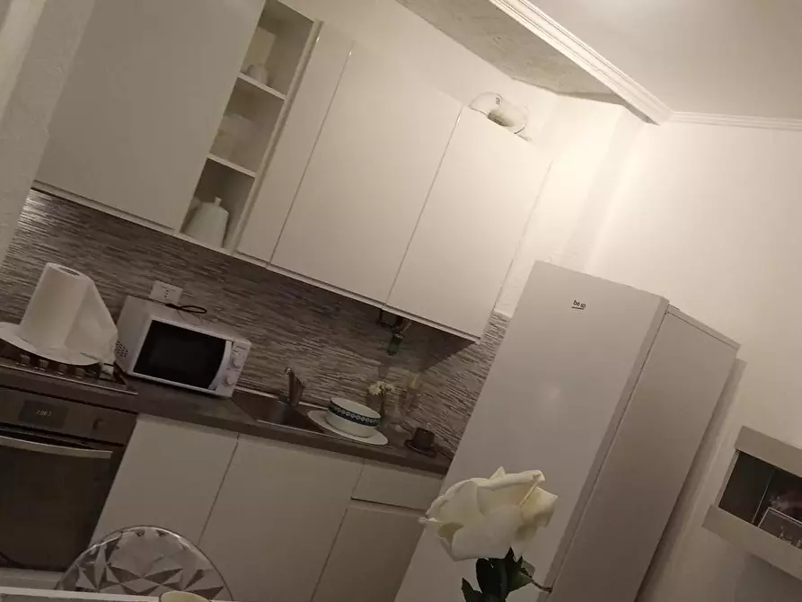 Immagine 2 di Casa semindipendente in vendita  in Via Fratelli Cervi 4 a Ortonovo