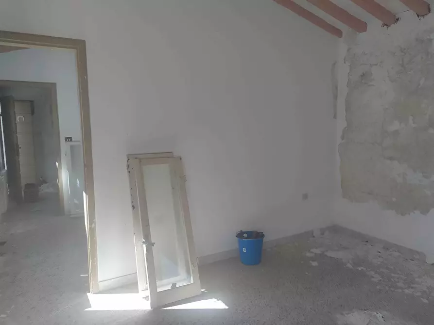 Immagine 16 di Casa semindipendente in vendita  in Via Montebello 35 a Carrara