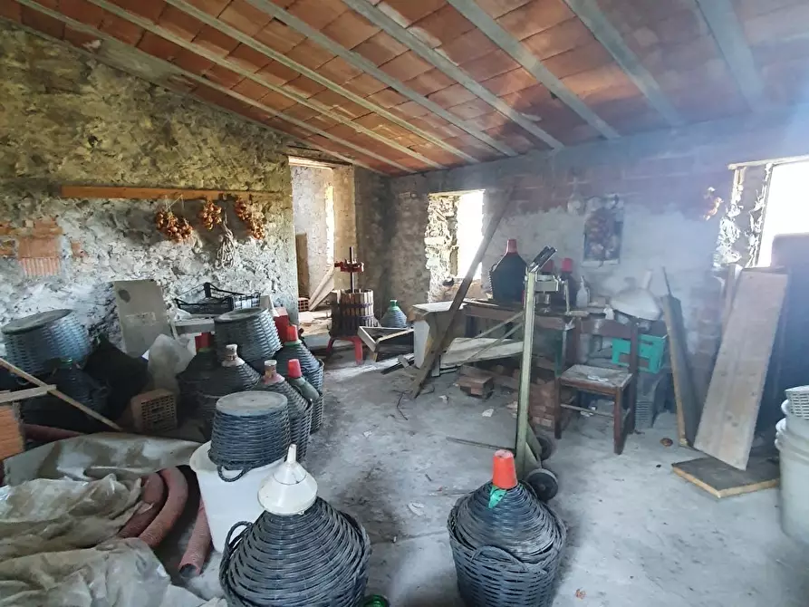 Immagine 2 di Rustico / casale in vendita  in Via Borgo di Sopra Giucano a Fosdinovo