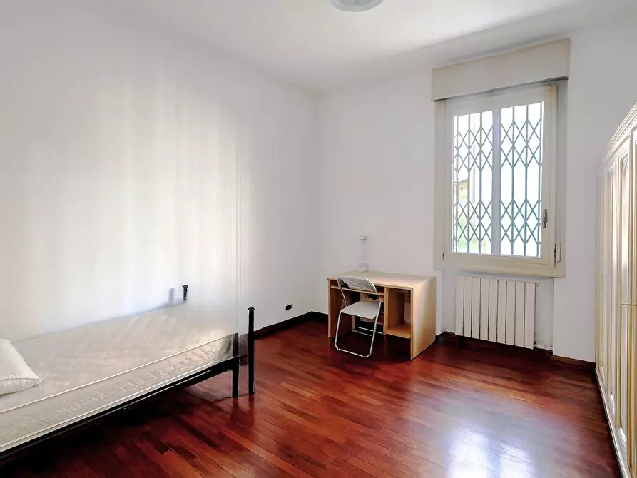 Immagine 6 di Trilocale in affitto  a Bologna