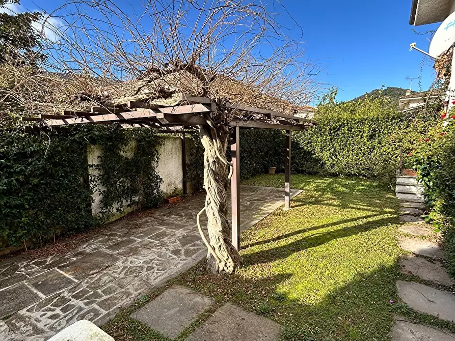 Immagine 23 di Casa bifamiliare in vendita  in Viale Alcide de Gasperi 130 a San Felice Circeo