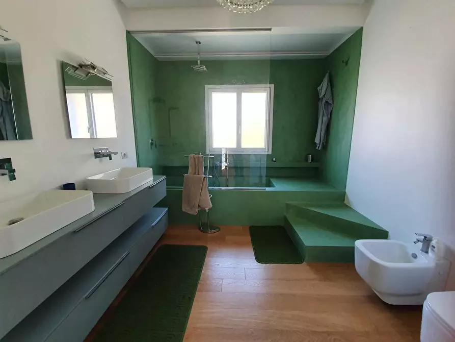 Immagine 17 di Villa in vendita  in Viale dell'Olimpo 49 a Palermo