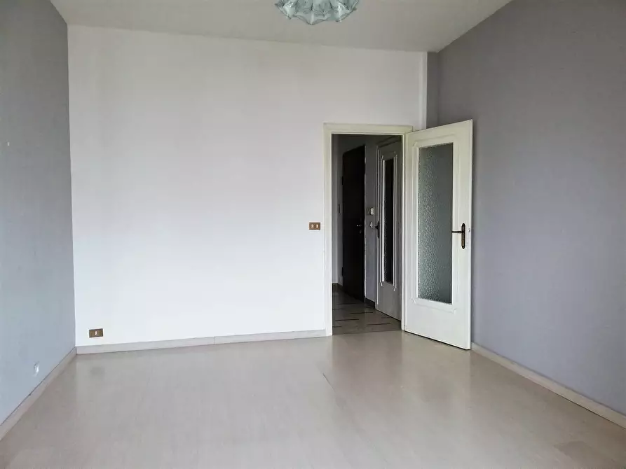 Immagine 5 di Bilocale in vendita  in Viale Papa Giovanni XXIII 5 a Beinasco