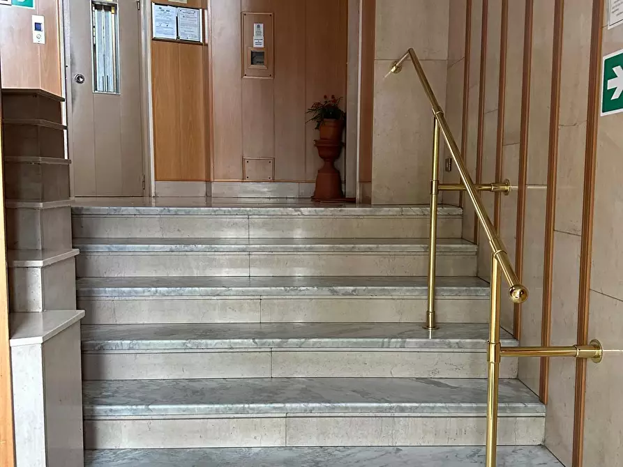 Immagine 24 di Trilocale in vendita  in Piazza Pitagora 12 a Torino