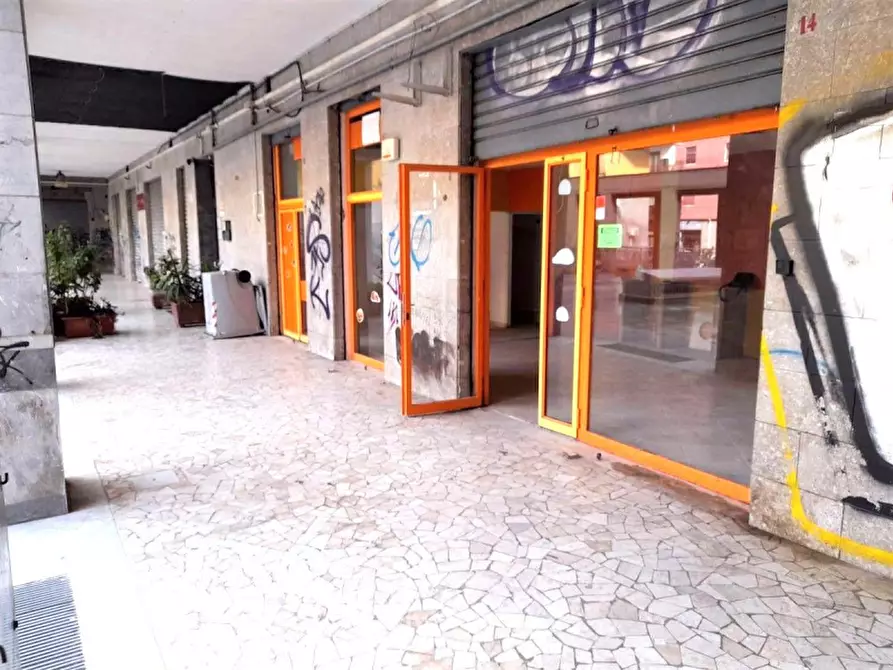 Immagine 1 di Locale commerciale in vendita  in Largo Rodrigo Pantaleone a Palermo