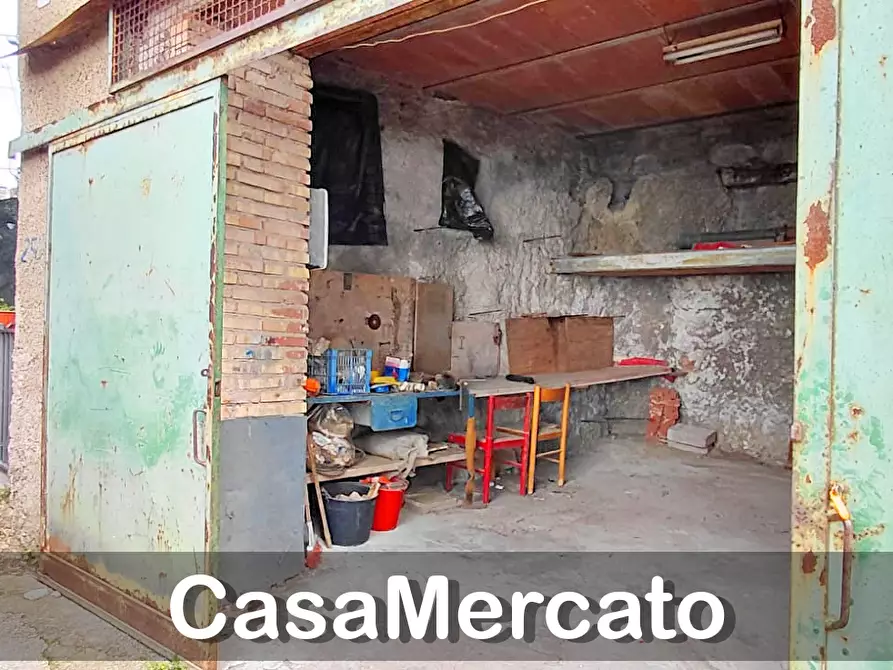Immagine 1 di Garage in vendita  a Rocca Di Papa