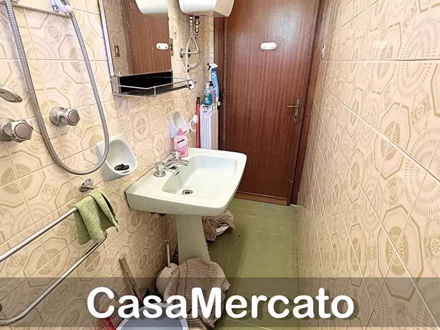 Immagine 15 di Bilocale in vendita  a Rocca Di Papa