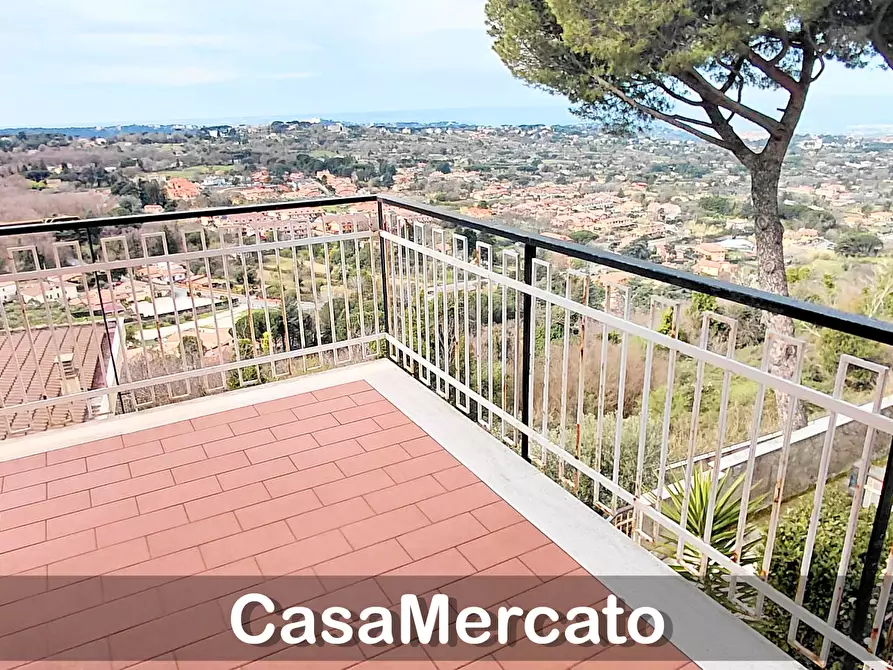 Immagine 24 di Trilocale in vendita  in Via Ovidio a Rocca Di Papa