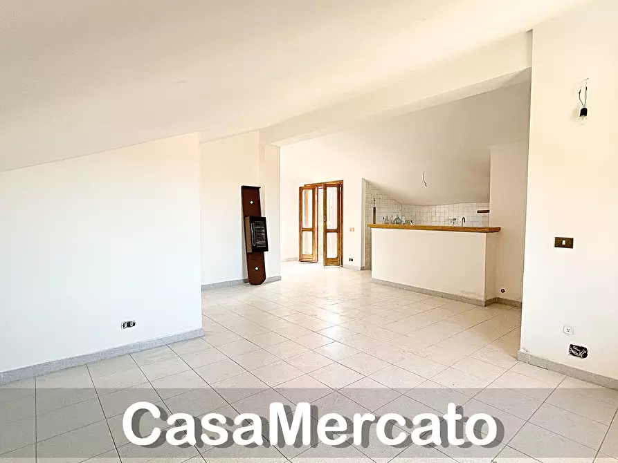 Immagine 3 di Mansarda in vendita  a Rocca Di Papa