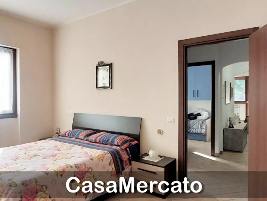 Immagine 10 di Trilocale in vendita  in Via Marino a Rocca Di Papa