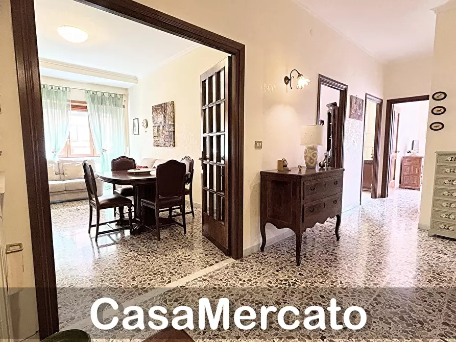 Immagine 41 di Quadrilocale in vendita  in Via Orazio a Albano Laziale