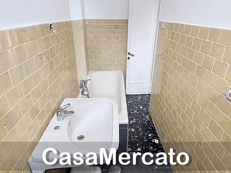 Immagine 21 di Trilocale in vendita  in Corso Costituente a Rocca Di Papa