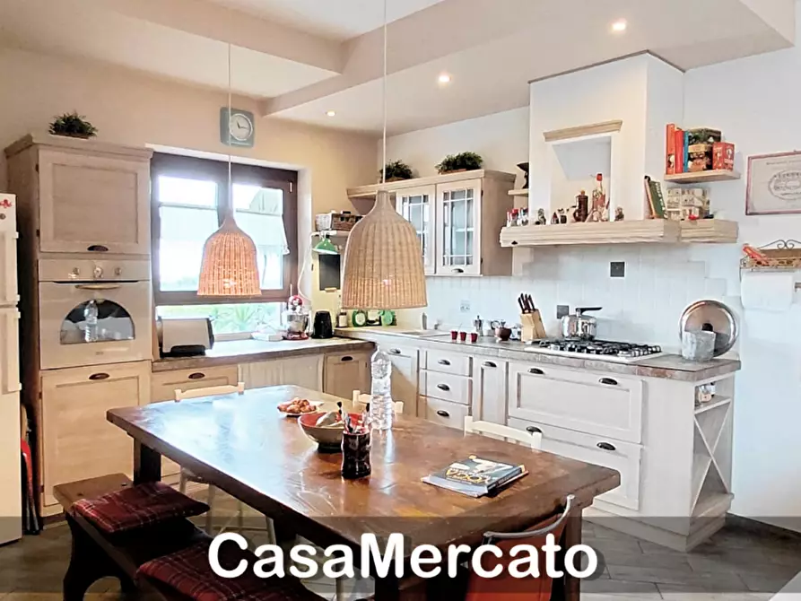 Immagine 22 di Trilocale in vendita  in Via Nettunense a Albano Laziale