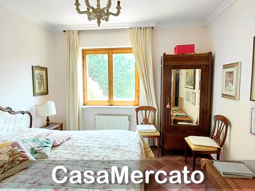 Immagine 12 di Quadrilocale in vendita  in Via Roma a Rocca Di Papa